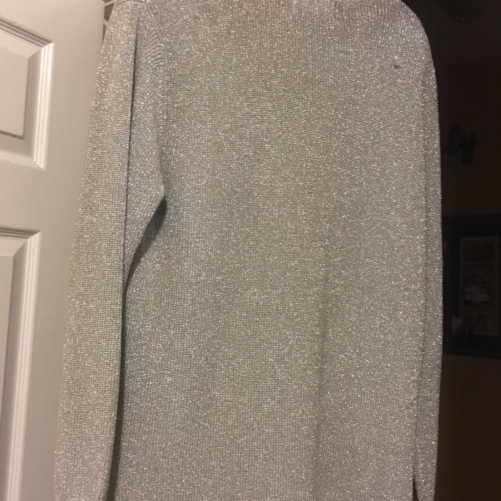 Grandy Sliver button down sweater - Picture 4 of 5